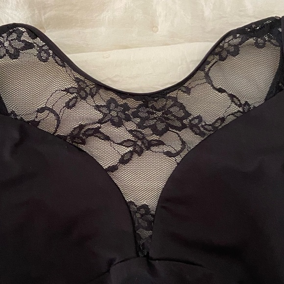 Black leotard - Capezio “Baltogs” - large child size - low back lace detail - Picture 3 of 7
